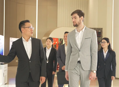 我们的服务团队